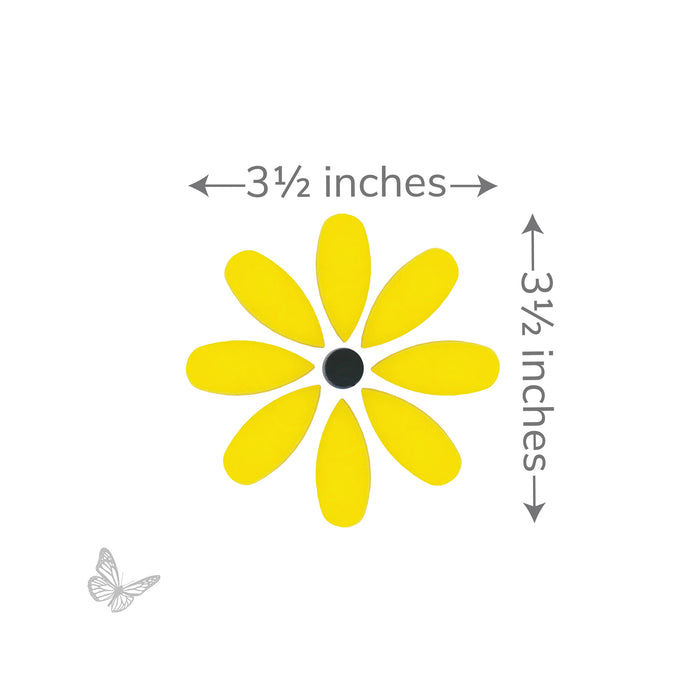 Bullseye COE90 Black-eyed Susan glass flower with measurement overlay showing 3.5 inch width and height